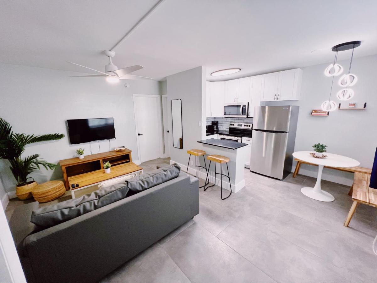 Holiday Park Apartments By Lowkl فورت لودرديل المظهر الخارجي الصورة